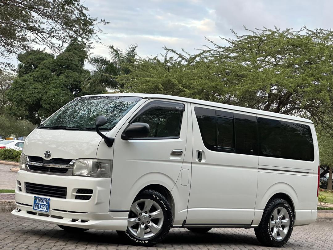 HIACE VAN thumbnail 5